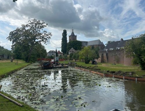 Nieuwe Beschoeiingen in Vianen